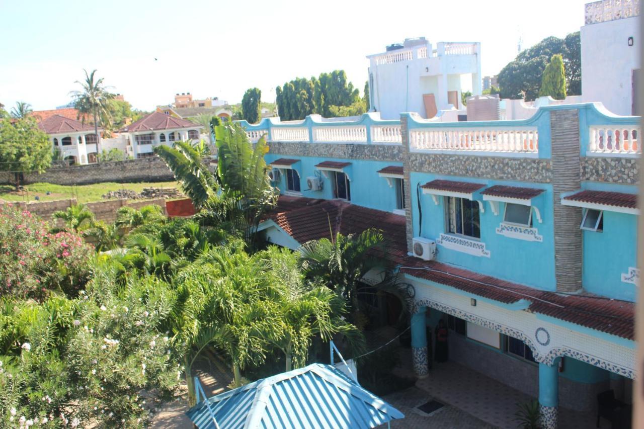 Chamiachi Hotel & Apartments Bamburi Kültér fotó