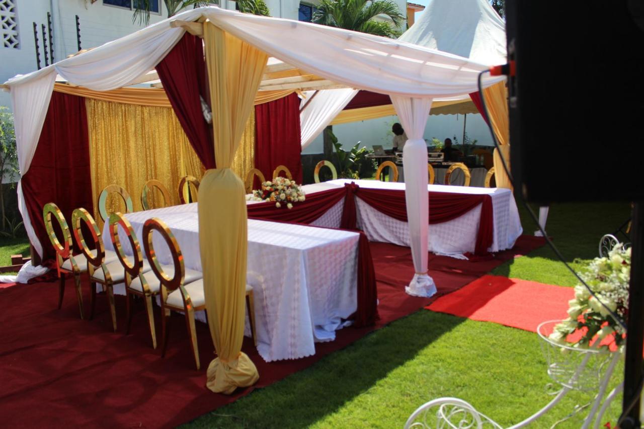 Chamiachi Hotel & Apartments Bamburi Kültér fotó