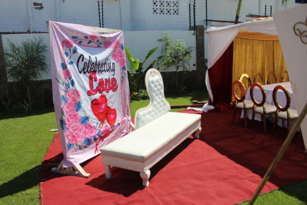 Chamiachi Hotel & Apartments Bamburi Kültér fotó