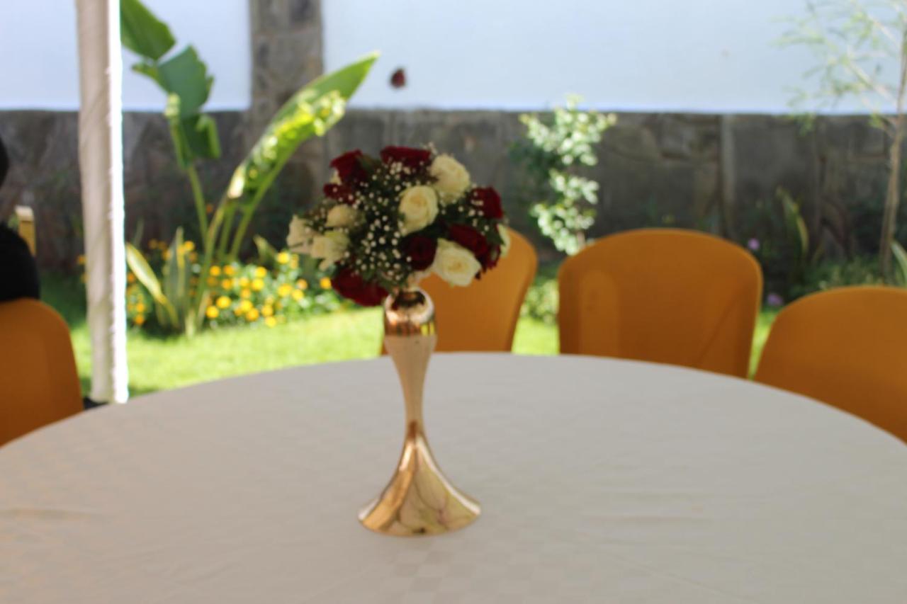 Chamiachi Hotel & Apartments Bamburi Kültér fotó